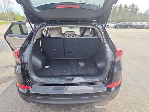 Used 2018 Hyundai Tucson SEL Plus w/ Cargo Package AWD/4WD image 17