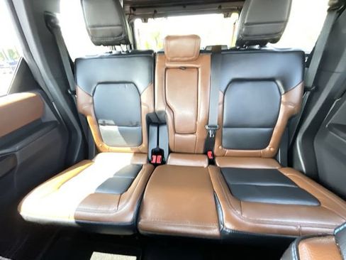 Used 2024 Ford Bronco Outer Banks AWD/4WD image 15