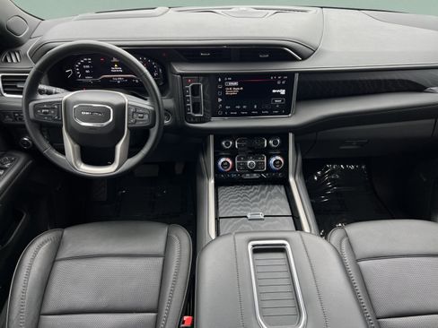 Used 2023 GMC Yukon Denali RWD image 9