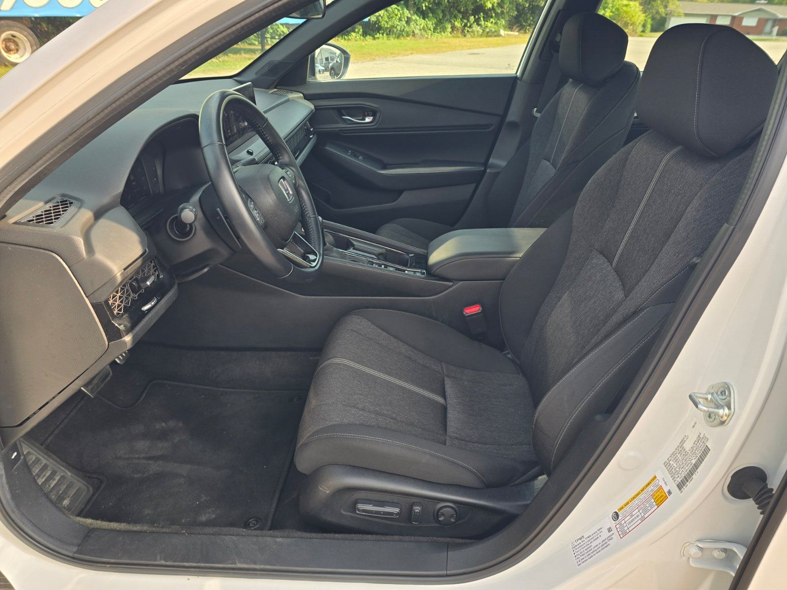 Used 2024 Honda Accord Sport image 12
