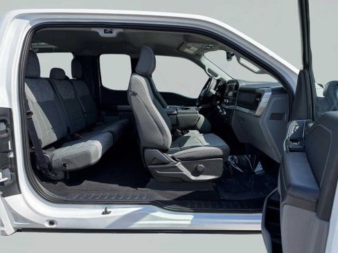 Used 2023 Ford F150 XLT w/ Equipment Group 301A Mid image 40