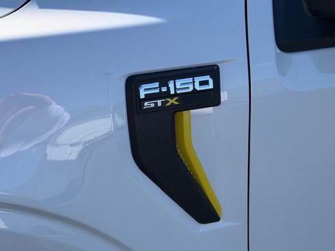 Used 2025 Ford F150 STX w/ Equipment Group 200A image 17