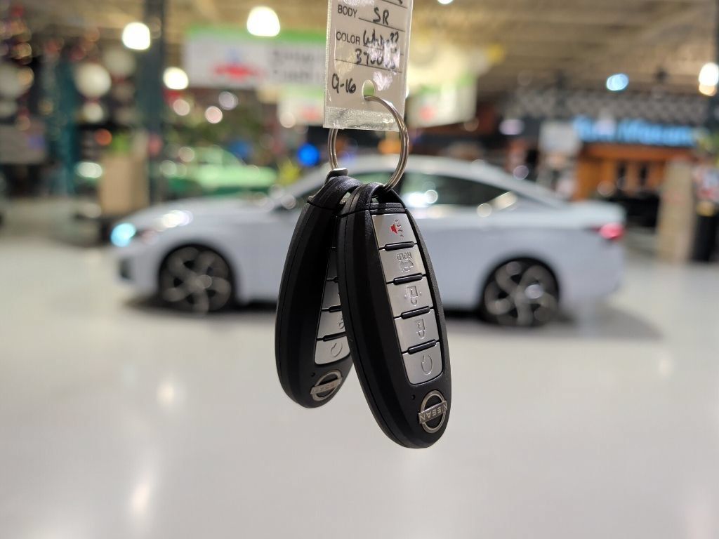 Used 2023 Nissan Altima 2.5 SR FWD image 4