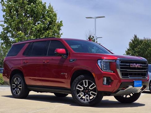 Used 2024 GMC Yukon AT4 AWD/4WD image 1