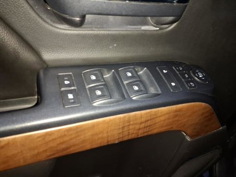 Used 2017 Chevrolet Silverado 1500 LTZ image 26