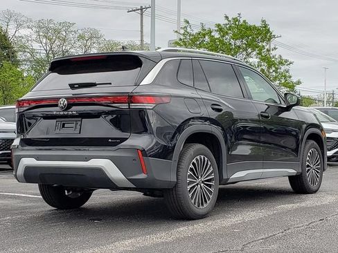 New 2026 Volkswagen Tiguan S AWD/4WD image 3
