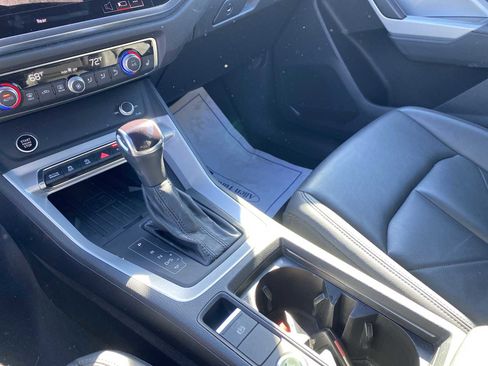 Used 2024 Audi Q3 2.0T Premium image 18