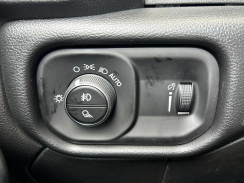 New 2026 RAM 5500 Tradesman AWD/4WD image 25