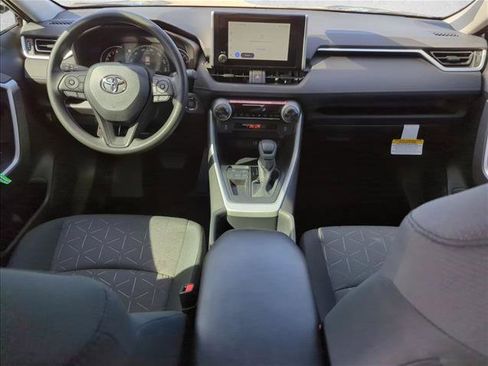 Certified 2025 Toyota RAV4 XLE w/ Convenience Package FWD image 27