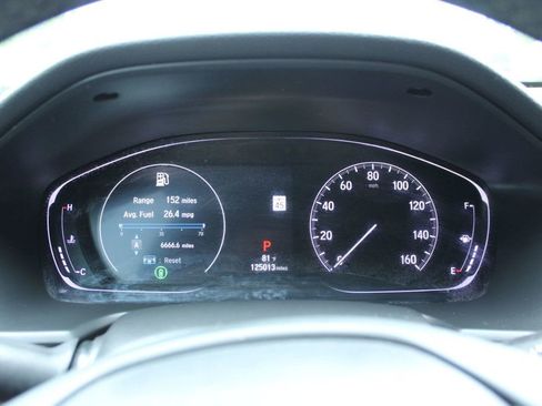 Used 2018 Honda Accord Sport image 13