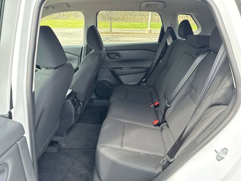 Used 2025 Nissan Rogue S AWD/4WD image 22