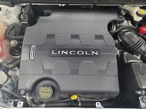 Used 2016 Lincoln MKX Reserve w/ Climate Package image 30