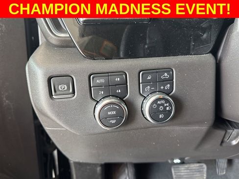 Used 2024 GMC Sierra 1500 Elevation w/ Elevation Premium Package image 11