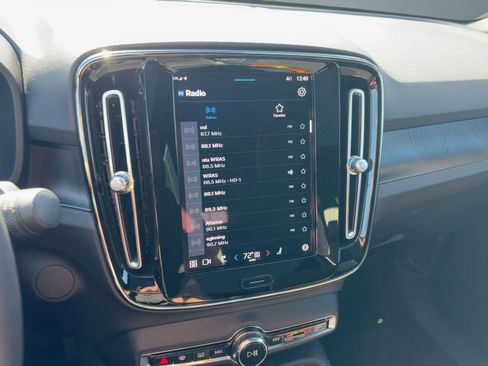 Certified 2023 Volvo C40 P8 Recharge Ultimate w/ Protection Package Premier image 26