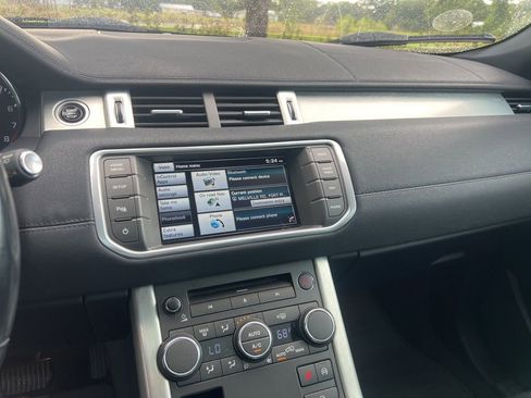 Used 2015 Land Rover Range Rover Evoque Pure Plus image 12