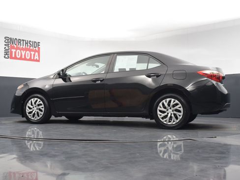 Used 2018 Toyota Corolla LE FWD image 25