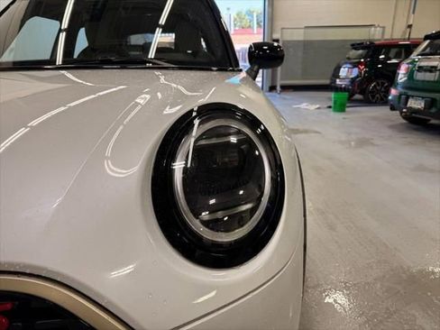 New 2025 MINI Cooper S image 9