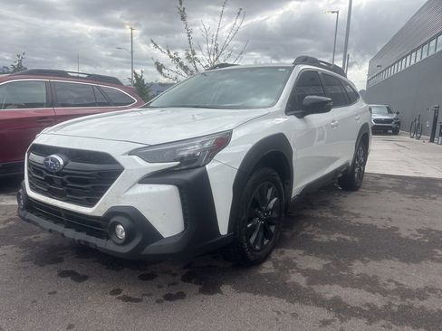 Used 2025 Subaru Outback Onyx Edition XT AWD/4WD image 1
