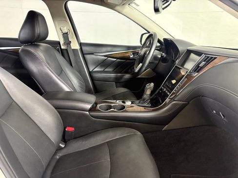 Used 2018 INFINITI Q50 Luxe w/ Sensory Package (Luxe) RWD image 14