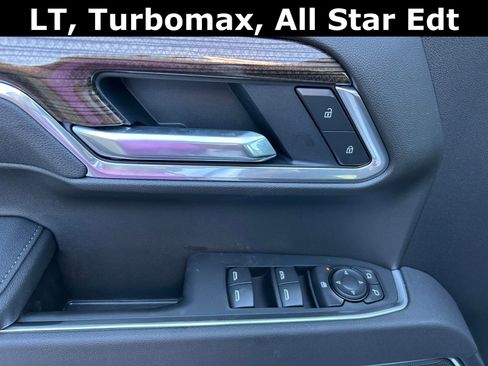 New 2026 Chevrolet Silverado 1500 LT image 12