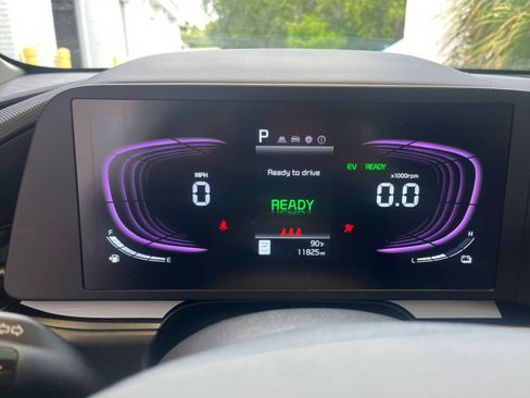 Used 2026 Kia Niro LX FWD image 38