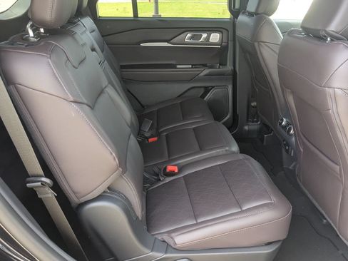 New 2026 Ford Explorer Platinum AWD/4WD image 36