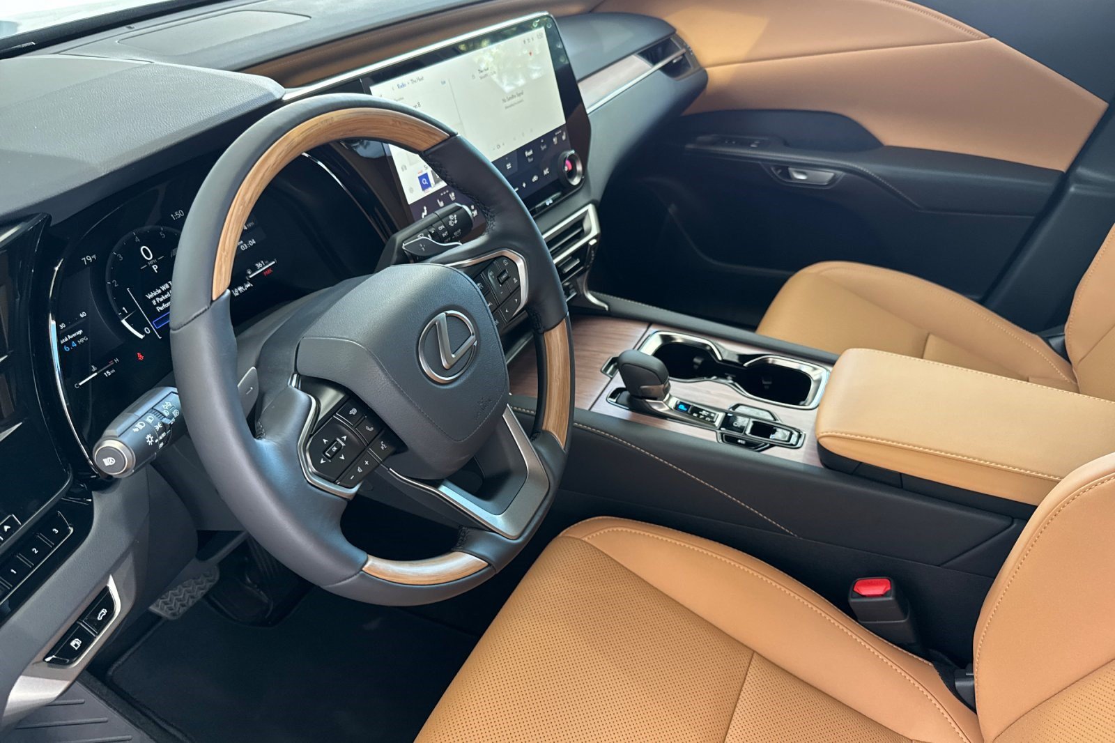 New 2026 Lexus RX 350 Premium w/ Accessory Package (Z1) FWD image 8