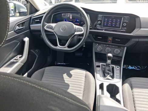 Certified 2024 Volkswagen Jetta S FWD image 21
