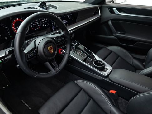 Used 2020 Porsche 911 Carrera image 21