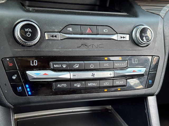 Used 2020 Ford Explorer Limited RWD image 19