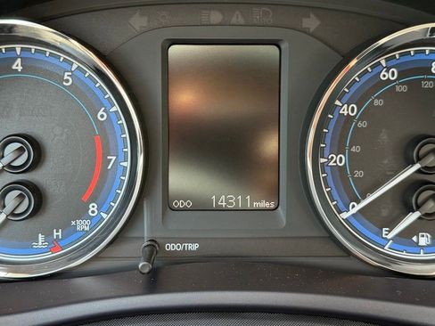 Certified 2019 Toyota Corolla LE w/ Carpet Mat Package (TMS) FWD image 1