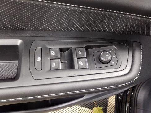 New 2026 Volkswagen Atlas SE image 21