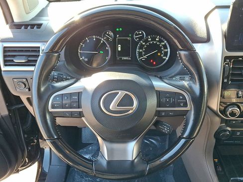 Used 2023 Lexus GX 460 Premium image 11