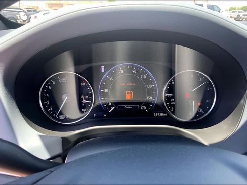 Used 2024 Buick Enclave Premium AWD/4WD image 26