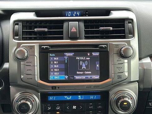 Used 2016 Toyota 4Runner SR5 image 19