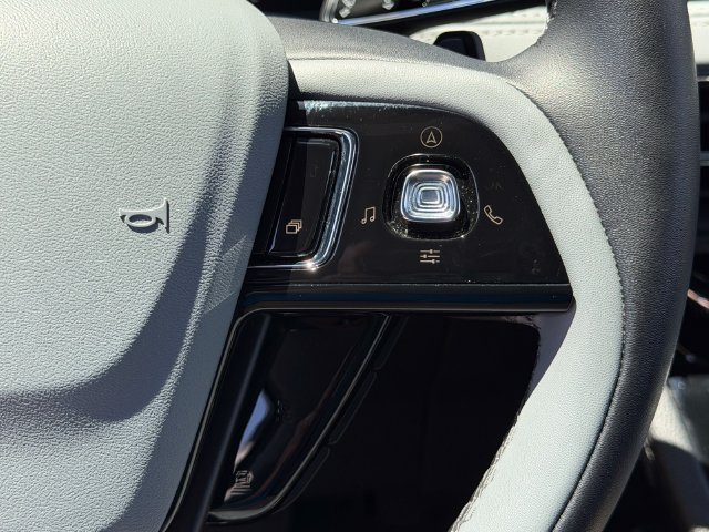 Used 2022 Lincoln Corsair AWD w/ Equipment Group 101A image 16