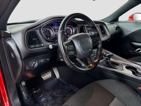 Used 2023 Dodge Challenger R/T RWD image 11