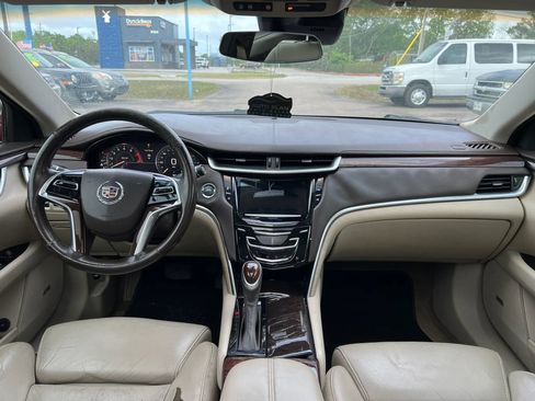 Used 2014 Cadillac XTS Premium image 14
