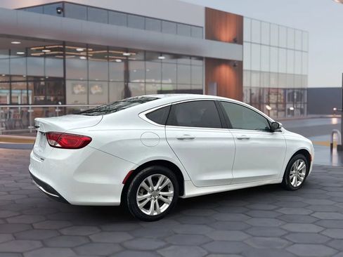 Used 2016 Chrysler 200 Limited w/ Anniversary Edition image 5