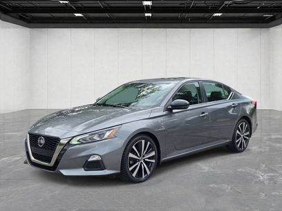Used 2021 Nissan Altima 2.5 SR w/ SR Premium Package