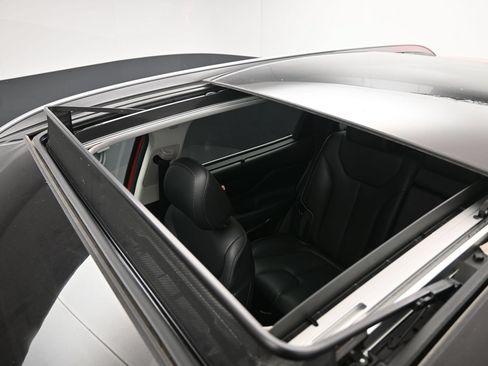 Used 2023 Hyundai Santa Fe Limited w/ Cargo Package FWD image 22