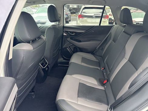 Certified 2025 Subaru Outback Onyx Edition image 11