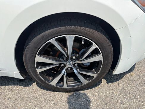 Used 2018 Nissan Maxima 3.5 S FWD image 13
