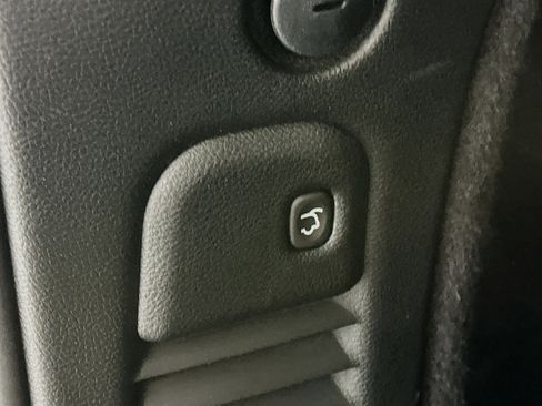 Used 2024 Dodge Durango GT image 32