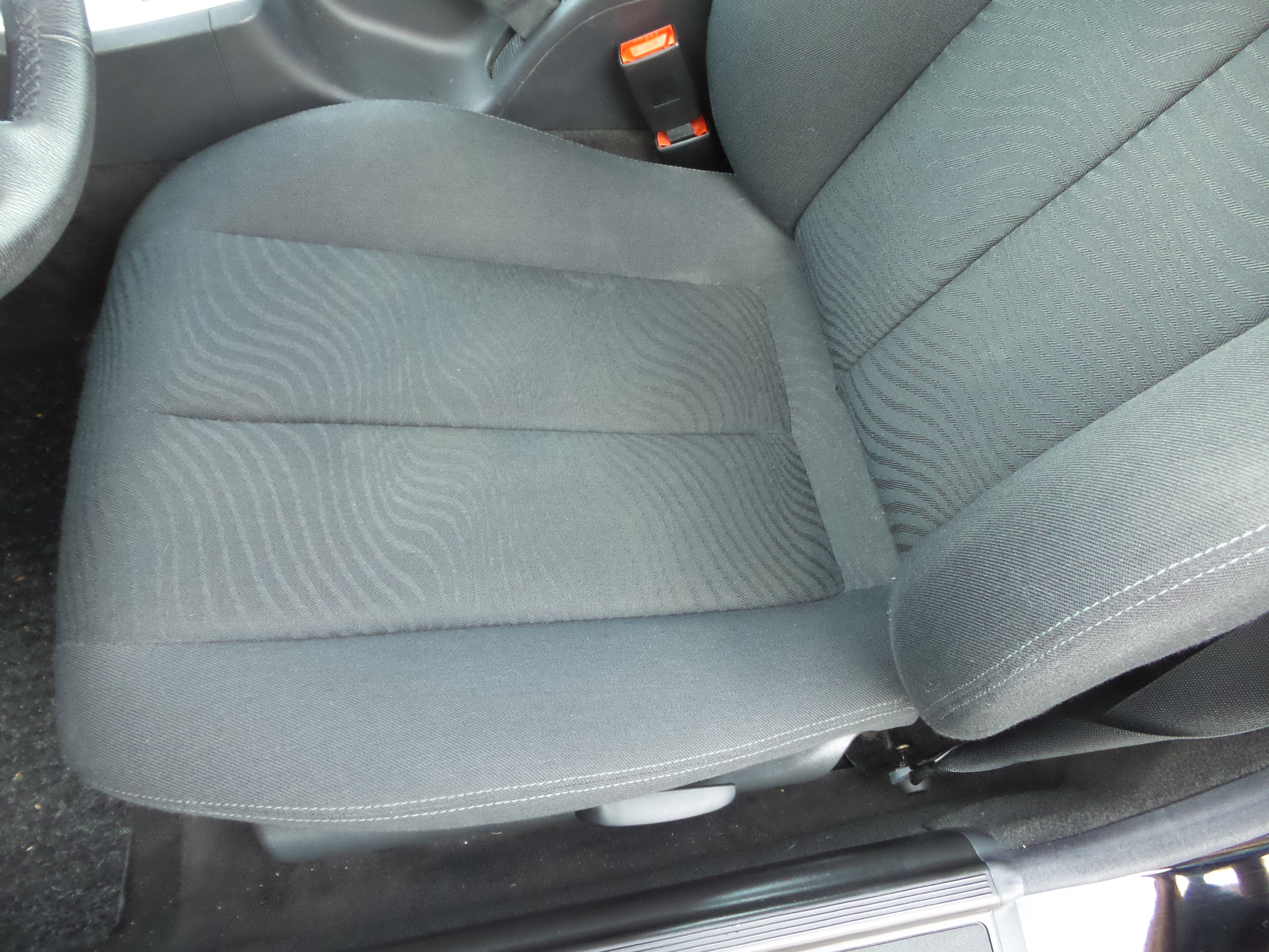 Used 2007 Chrysler Crossfire Coupe RWD image 43