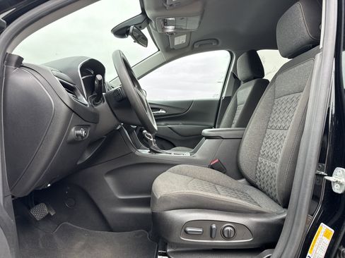 Used 2022 Chevrolet Equinox LT image 16