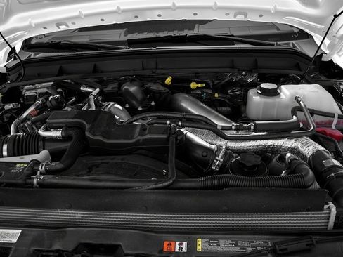 Used 2016 Ford F250 Lariat w/ Chrome Package RWD image 12