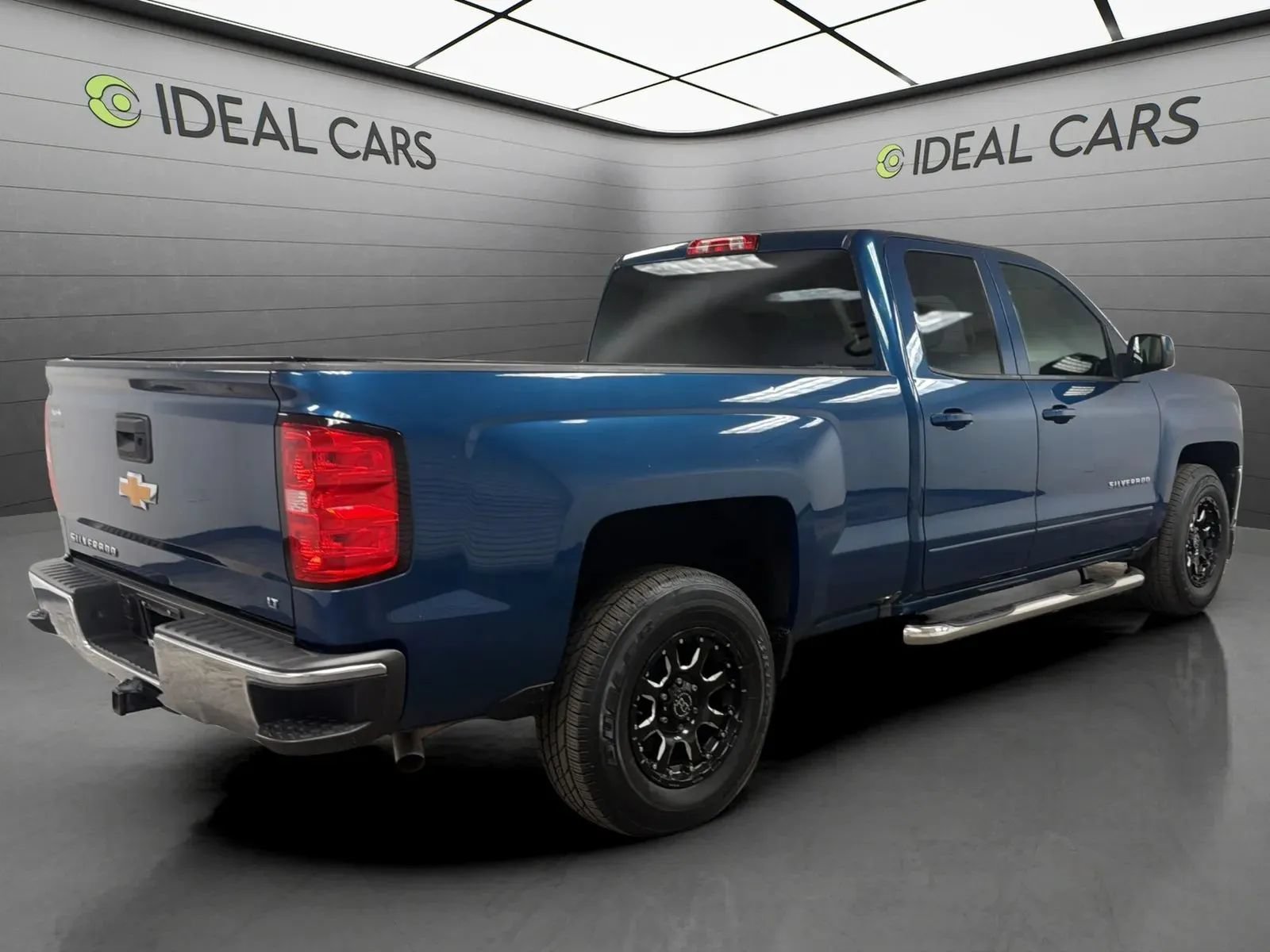 Used 2017 Chevrolet Silverado 1500 LT w/ All Star Edition RWD image 5