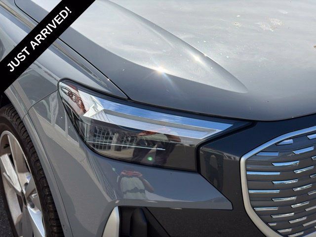 Used 2023 Audi Q4 e-tron Premium Plus w/ Premium Plus AWD/4WD image 21