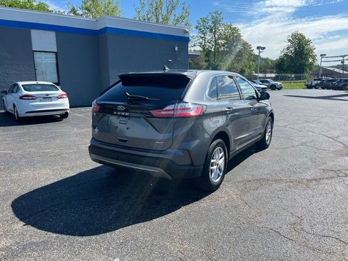 Used 2024 Ford Edge SEL AWD/4WD image 7